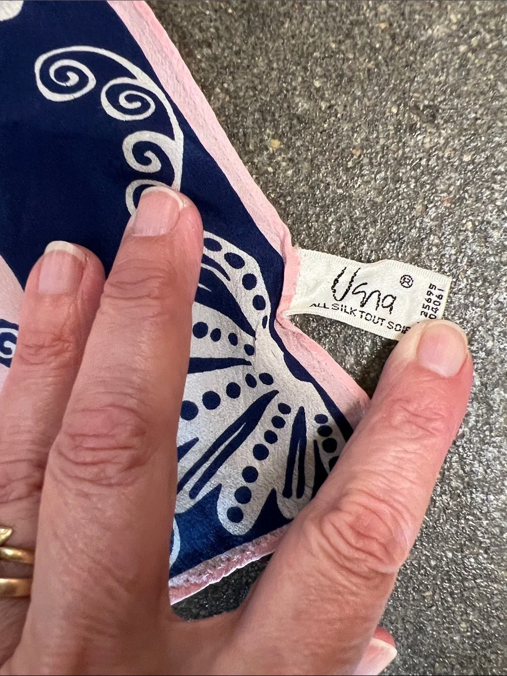 Vintage Vera Neumann  silk Oblong Scarf hand rolled pink navy floral design